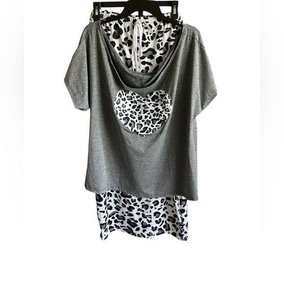 Unbranded Women’s Plus Size Animal Print 2 piece Set - Picture 1 of 4